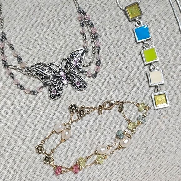 Vintage Y2K  Butterfly Festoon  Necklace Mosaic Tile 3 Piece Crystal Set - Picture 13 of 13